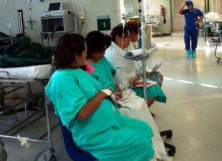 Sistema de salud en México: cómo funciona y cuáles son sus principales problemas Atención médica en hospital de México: pacientes y personal de salud