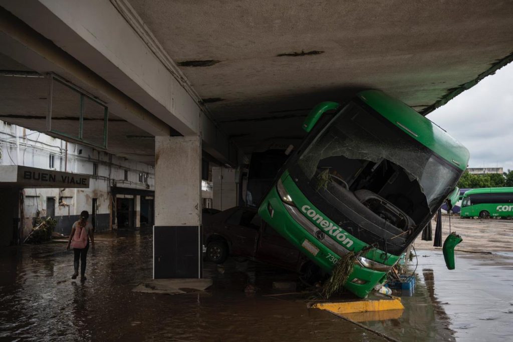 Transporte y logistica en Veracruz afectada por inundaciones