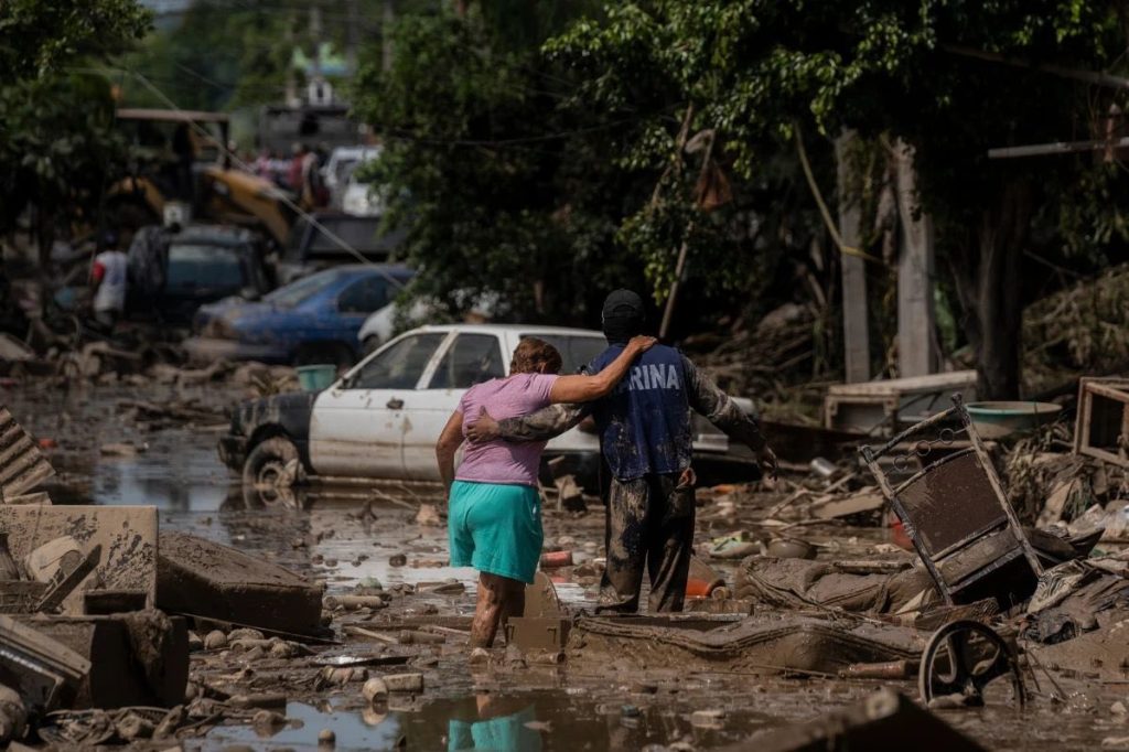 Impacto económico de las inundaciones en Veracruz: comercio, agricultura y transporte afectados