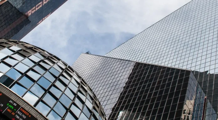 Bolsa mexicana suma tercera caída y apunta a pérdida semanal Bolsa mexicana suma tercera caída y apunta a pérdida semanal