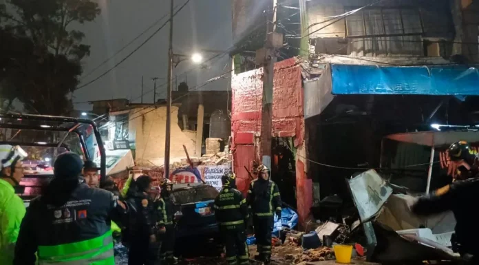 Explosión de gas en Álvaro Obregón: un muerto y 11 heridos Explosión de gas en Álvaro Obregón: un muerto y 11 heridos