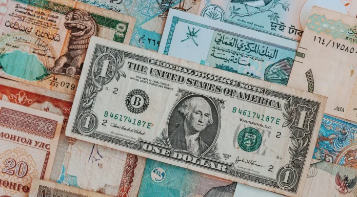 Divisas hoy: dólar, euro, libra y yen frente al peso Divisas hoy: dólar, euro, libra y yen frente al peso