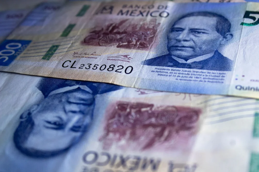 El dólar vuelve a 18 pesos por primera vez desde marzo: cuánto cuesta hoy el dólar y el euro