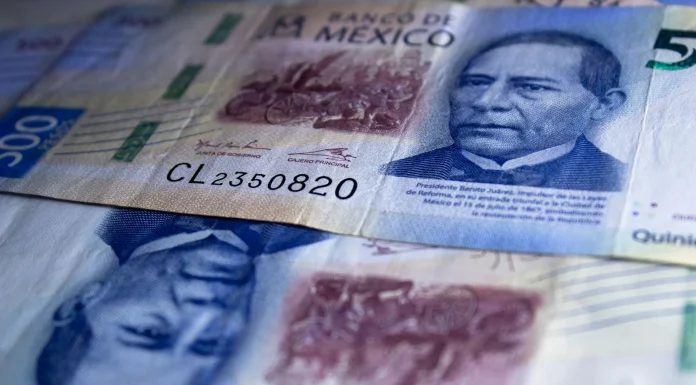 El dólar vuelve a 18 pesos por primera vez desde marzo: cuánto cuesta hoy el dólar y el euro El dólar vuelve a 18 pesos por primera vez desde marzo: cuánto cuesta hoy el dólar y el euro