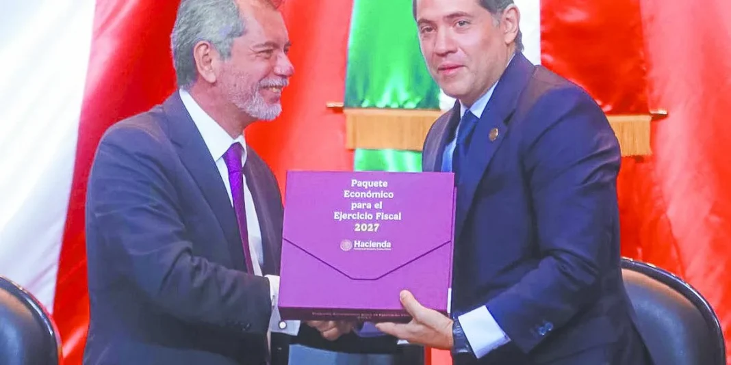 Déficit fiscal bajará a 3.9% sin recortes a programas sociales
