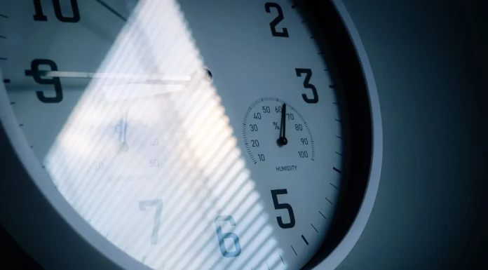 Cambio de horario 2026 en México: quién atrasa el reloj el 1 de noviembre y por qué Cancún no Cambio de horario 2026 en México
