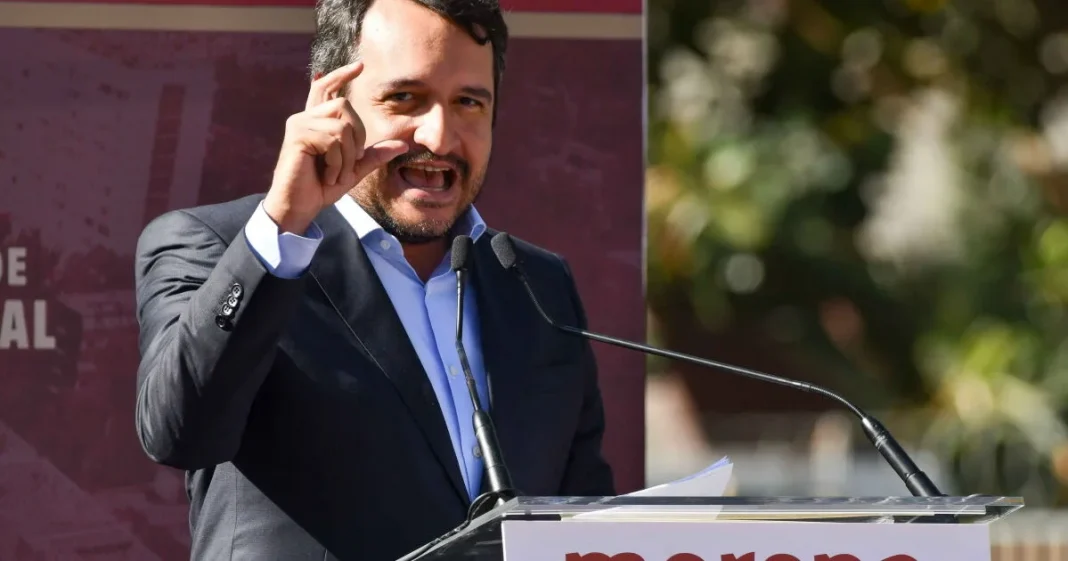 Andy López Beltrán, a quien una columna atribuye un nuevo operador de negocios